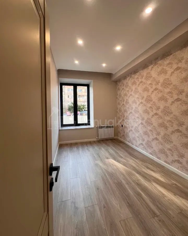 2 Սենյականոց Բնակարան Նորակառույցում, 45քմ, 5/14 հարկ, Կապիտալ Վերանորոգված