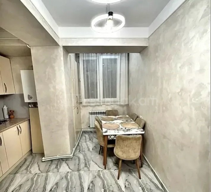 2 Սենյականոց Բնակարան, 64քմ, 9/9 հարկ, Կապիտալ Վերանորոգված