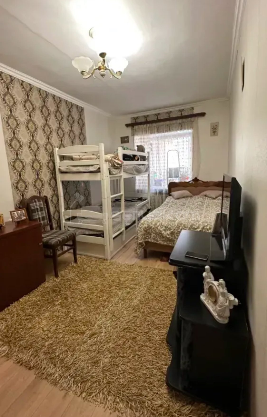 3 Սենյականոց Բնակարան Քարե Շենքում, 78քմ, 2/4 հարկ, Կապիտալ Վերանորոգված