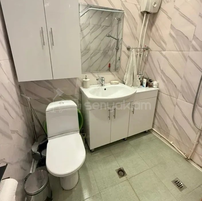 2 Սենյականոց Բնակարան, 42քմ, 9/9 հարկ, Կապիտալ Վերանորոգված