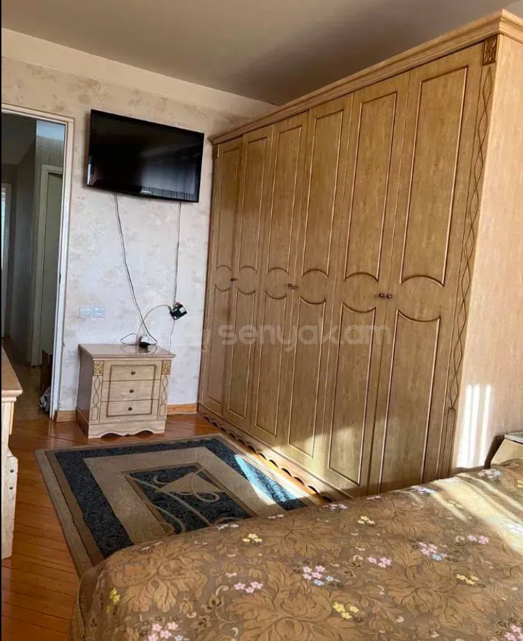 3 Սենյականոց Բնակարան, 50քմ, 5/5 հարկ, Կոսմետիկ Վերանորոգված, Կահավորված