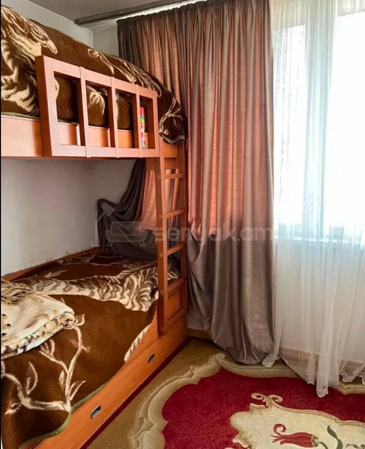 3 Սենյականոց Բնակարան, 50քմ, 5/5 հարկ, Կոսմետիկ Վերանորոգված, Կահավորված