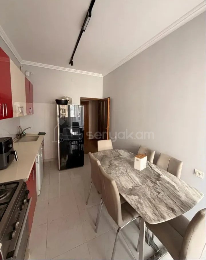 4 Սենյականոց Բնակարան Նորակառույցում, 92քմ, 7/11 հարկ, Կապիտալ Վերանորոգված