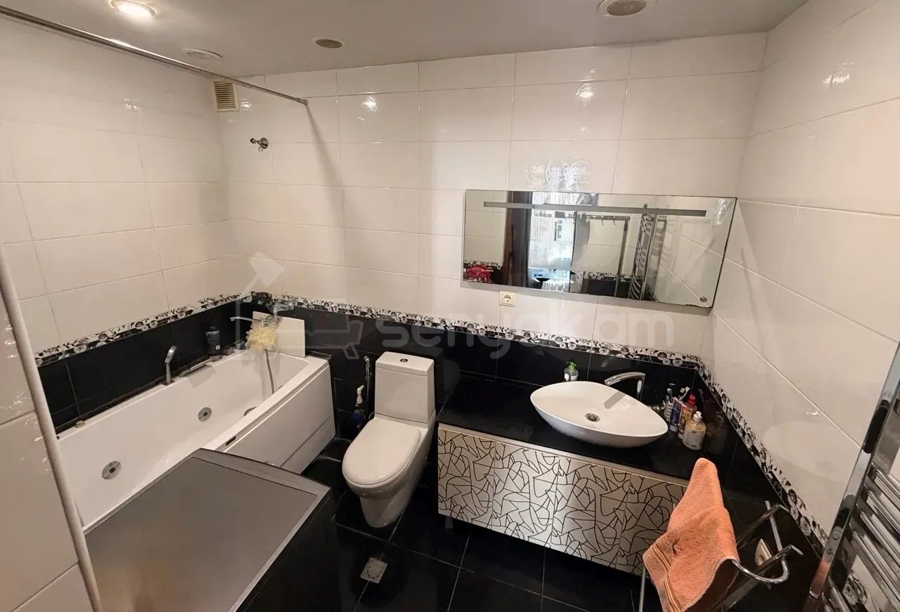 4 Սենյականոց Բնակարան Նորակառույցում, 92քմ, 7/11 հարկ, Կապիտալ Վերանորոգված