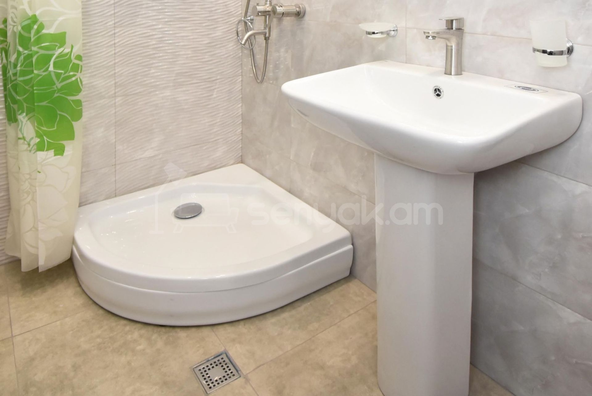 2 Սենյականոց Բնակարան Նորակառույցում, 45քմ, 8/16 հարկ, Կապիտալ Վերանորոգված, Կահավորված, Արևկող