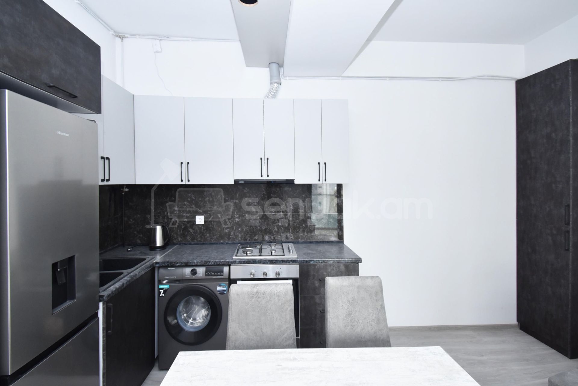 2 Սենյականոց Բնակարան Նորակառույցում, 45քմ, 8/16 հարկ, Կապիտալ Վերանորոգված, Կահավորված, Արևկող