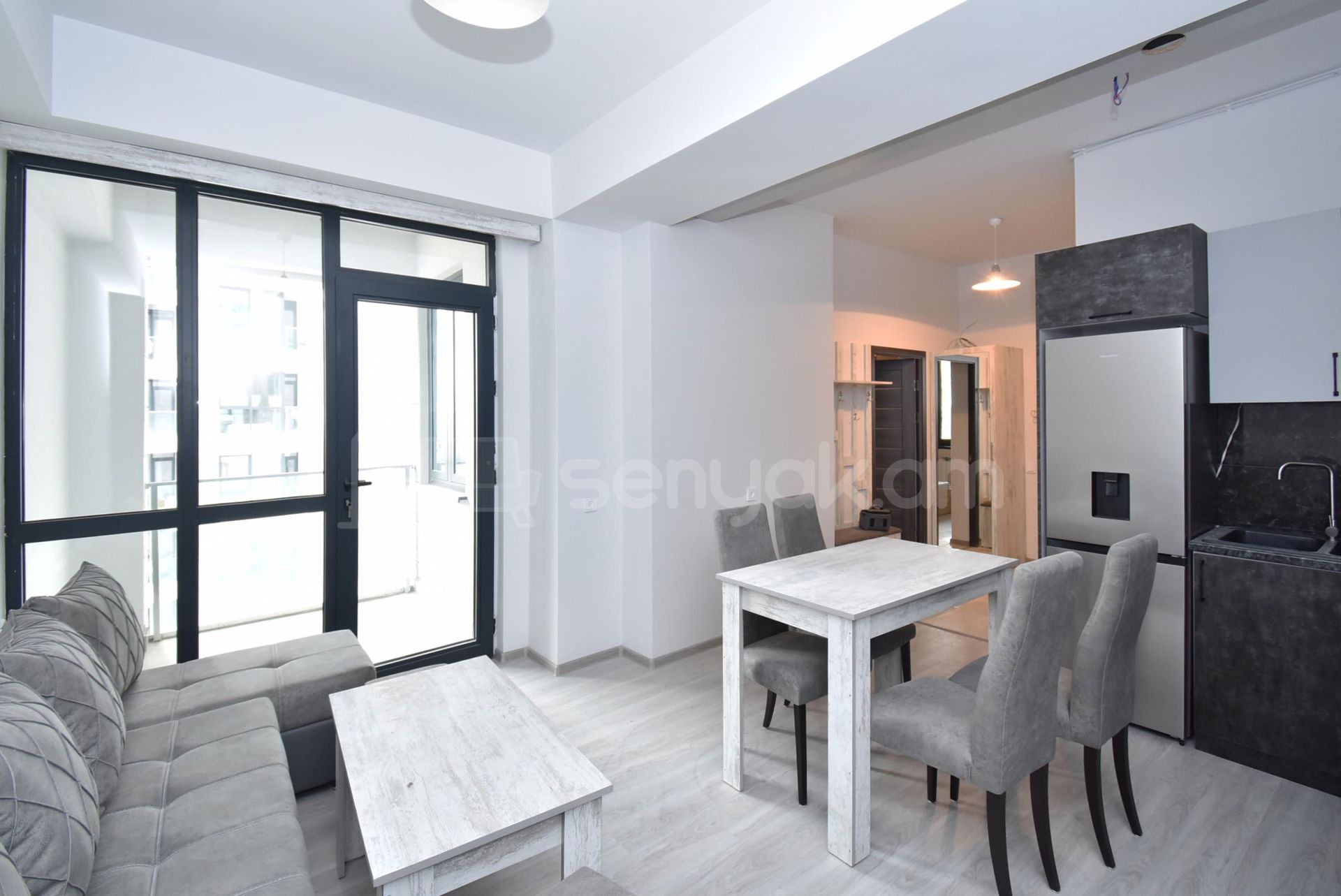 2 Սենյականոց Բնակարան Նորակառույցում, 45քմ, 8/16 հարկ, Կապիտալ Վերանորոգված, Կահավորված, Արևկող