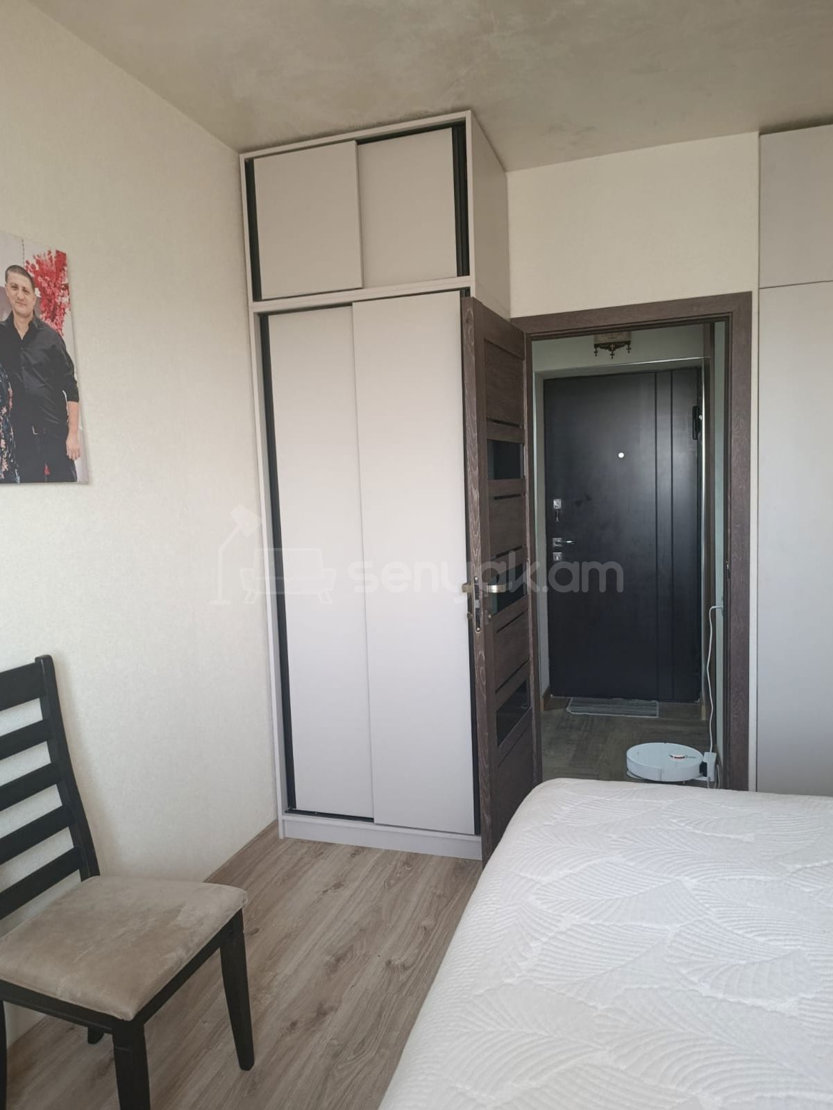 3 Սենյականոց Բնակարան Քարե Շենքում, 62քմ, 5/5 հարկ, Կապիտալ Վերանորոգված