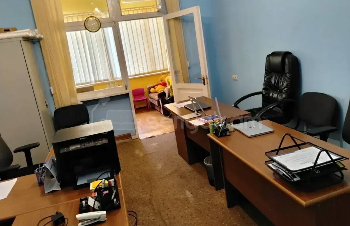 Օֆիսային Տարածք, 75քմ
