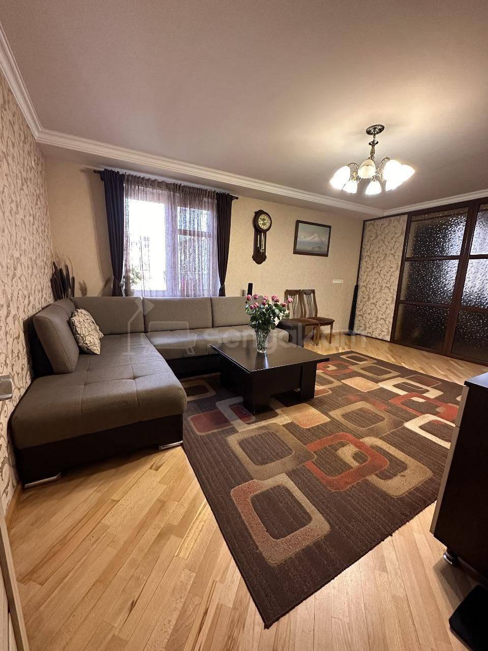 3 Սենյականոց Բնակարան, 80քմ, 2/10 հարկ, Կոսմետիկ Վերանորոգված