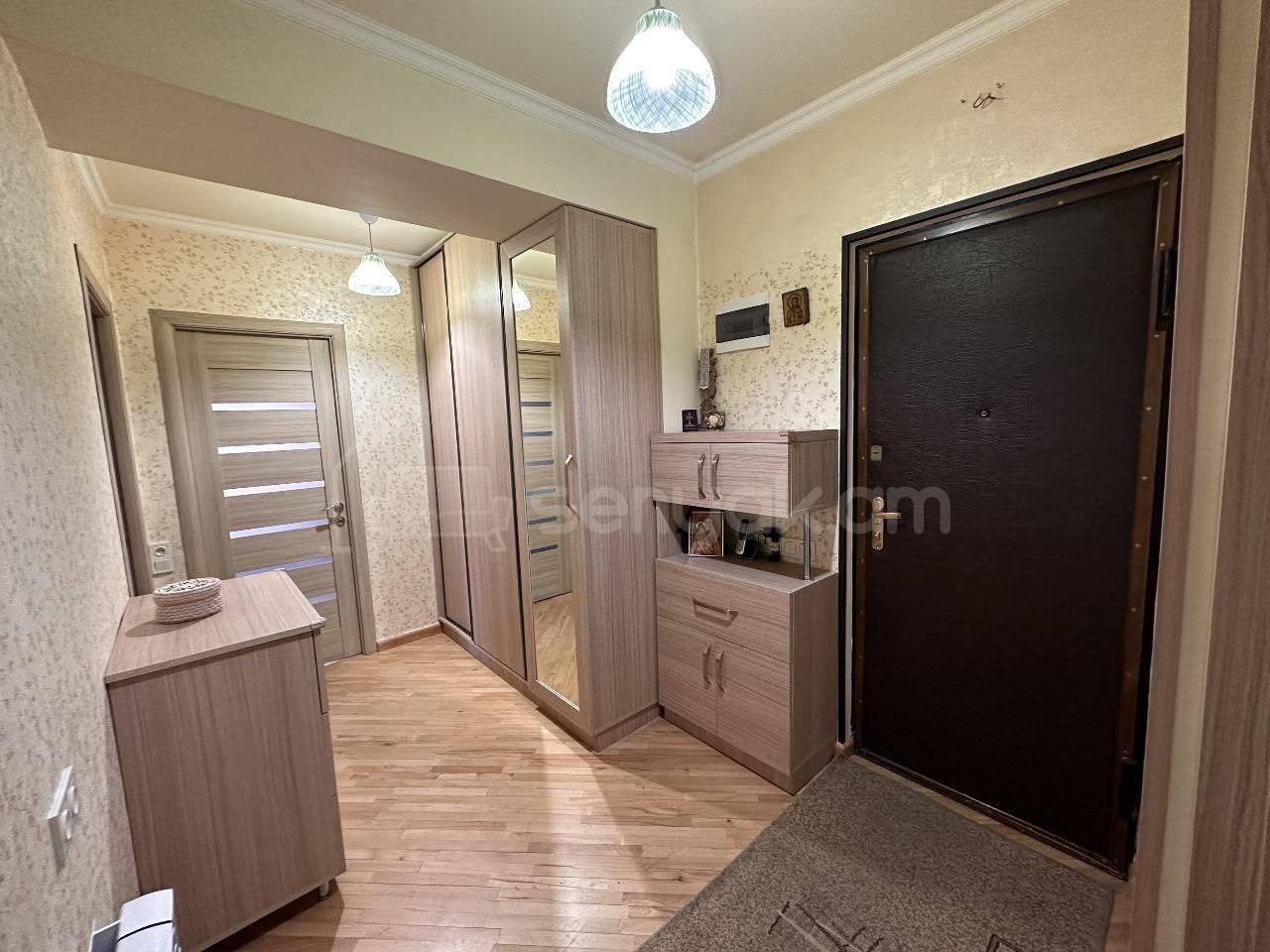 3 Սենյականոց Բնակարան, 80քմ, 2/10 հարկ, Կոսմետիկ Վերանորոգված