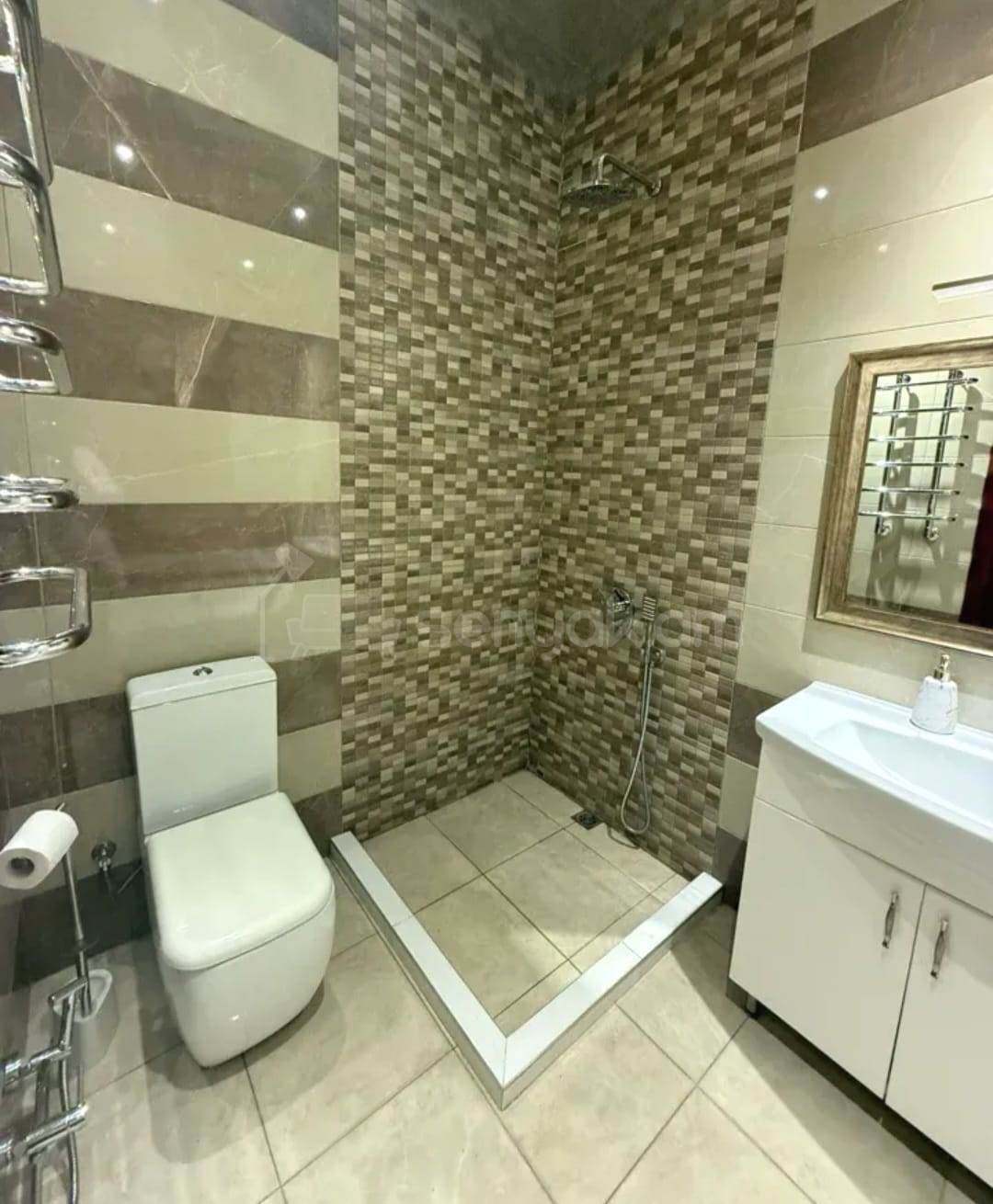 3 Սենյականոց Բնակարան Նորակառույցում, 115քմ, 4/21 հարկ, Կապիտալ Վերանորոգված, Կահավորված, Արևկող
