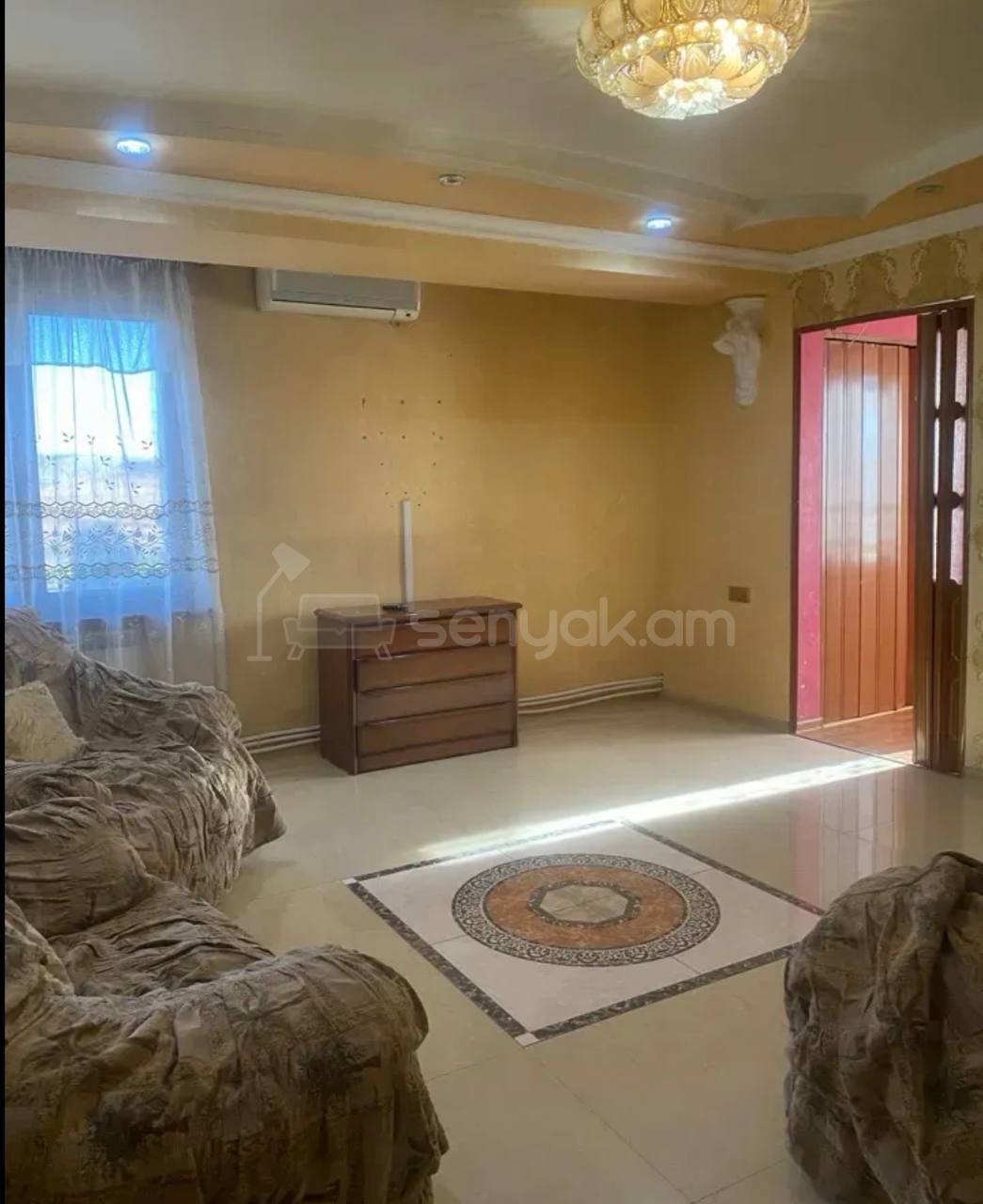 3 Սենյականոց Բնակարան, 70քմ, 6/12 հարկ, Նորմալ Վիճակում, Կահավորված, Արևկող