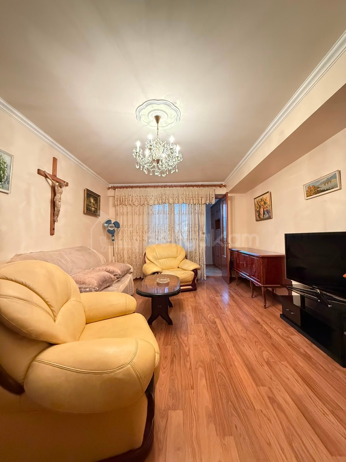 4 Սենյականոց Բնակարան, 93քմ, 4/9 հարկ, Կապիտալ Վերանորոգված