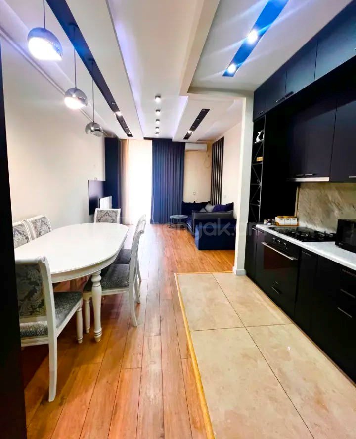 3 Սենյականոց Բնակարան Նորակառույցում, 70քմ, 3/16 հարկ, Կապիտալ Վերանորոգված, Կահավորված, Արևկող