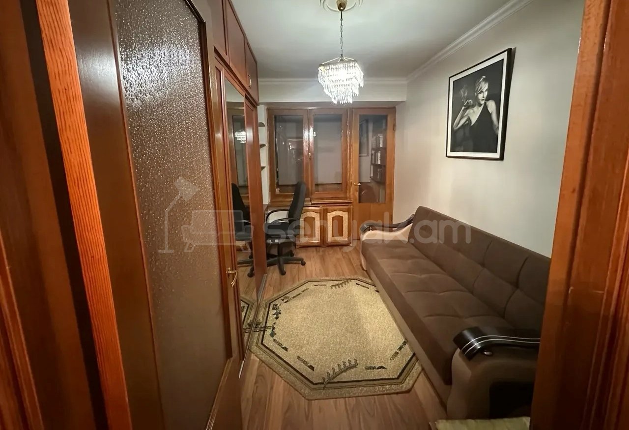 4 Սենյականոց Բնակարան, 93քմ, 4/9 հարկ, Կապիտալ Վերանորոգված