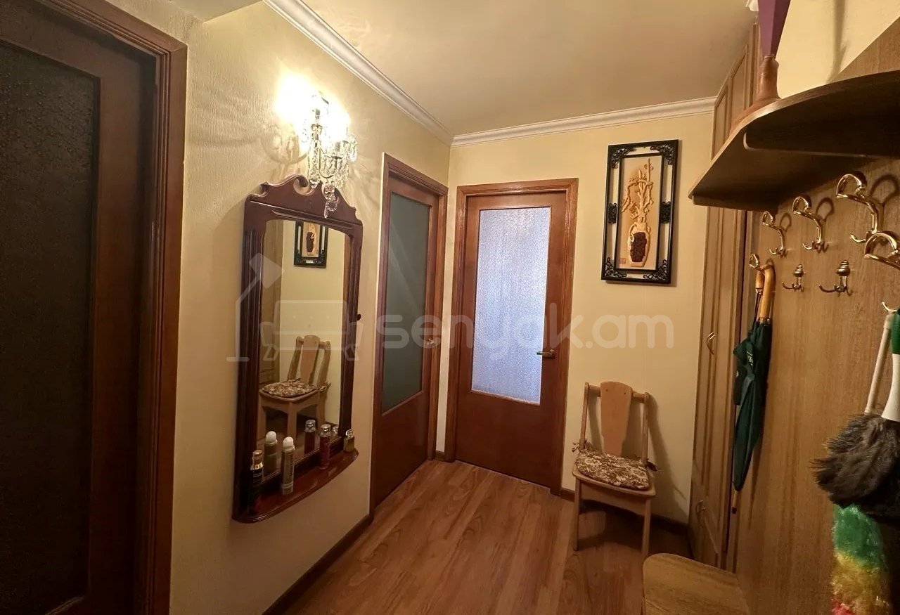 4 Սենյականոց Բնակարան, 93քմ, 4/9 հարկ, Կապիտալ Վերանորոգված