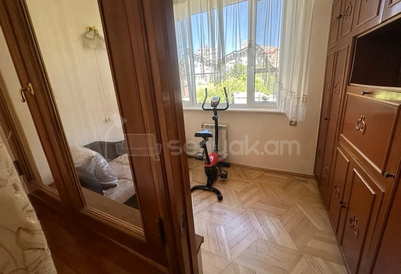 4 Սենյականոց Բնակարան, 93քմ, 4/9 հարկ, Կապիտալ Վերանորոգված