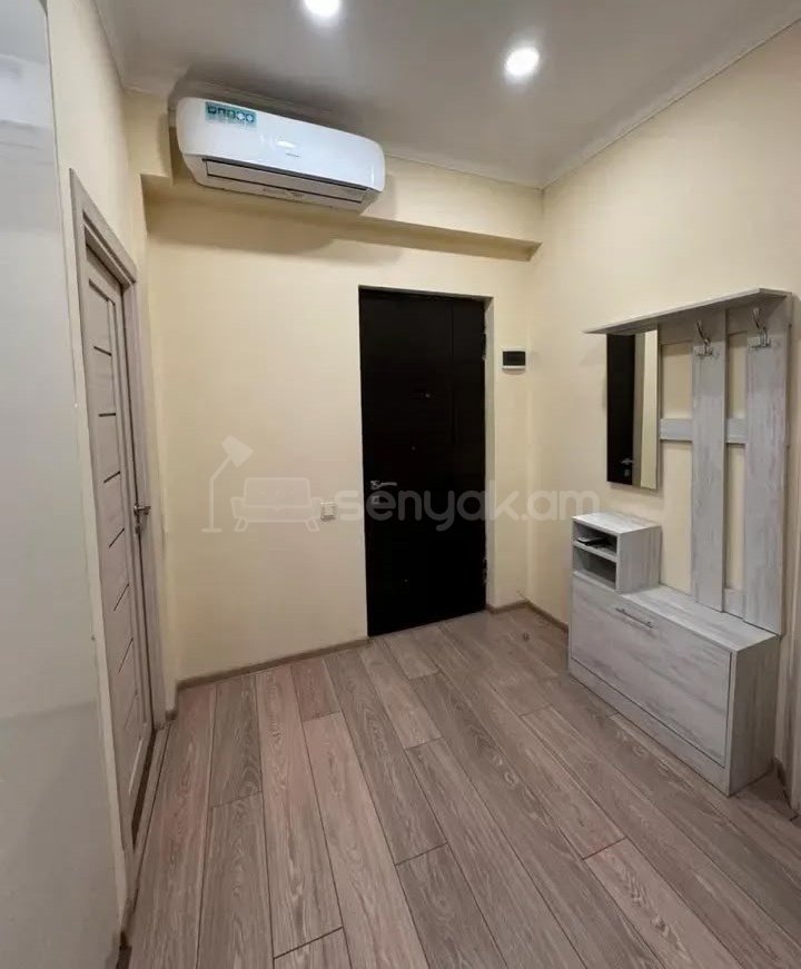 2 Սենյականոց Բնակարան Նորակառույցում, 50քմ, 15/18 հարկ, Կոսմետիկ Վերանորոգված, Կահավորված, Արևկող