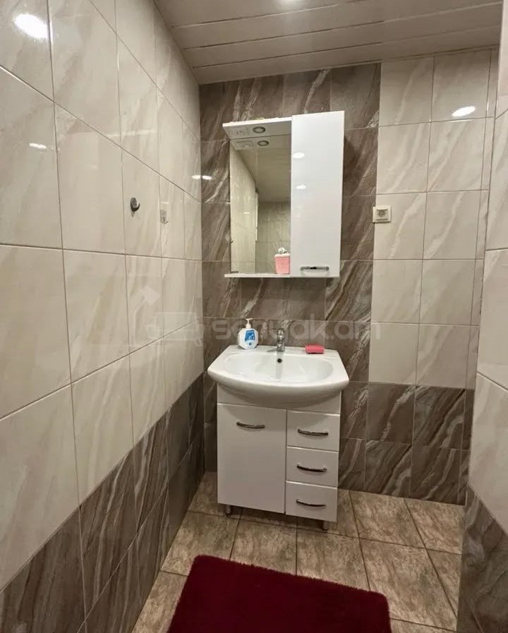 2 Սենյականոց Բնակարան Նորակառույցում, 50քմ, 15/18 հարկ, Կոսմետիկ Վերանորոգված, Կահավորված, Արևկող