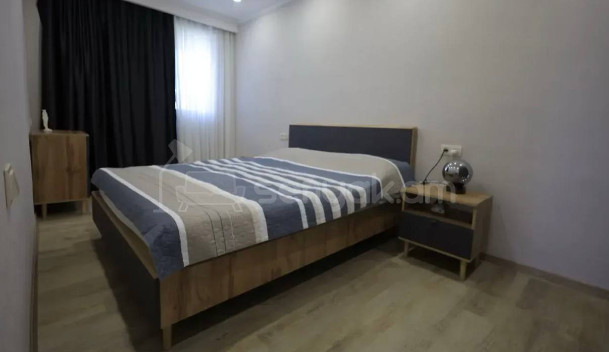 3 Սենյականոց Բնակարան, 100քմ, 8/12 հարկ, Կապիտալ Վերանորոգված