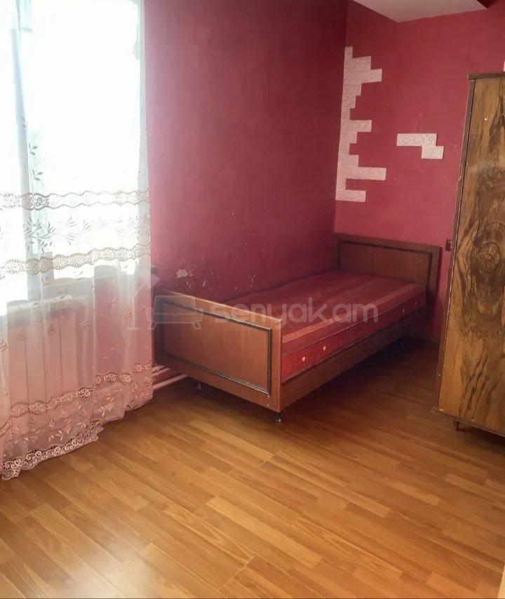 3 Սենյականոց Բնակարան, 77քմ, 5/9 հարկ, Կապիտալ Վերանորոգված, Կահավորված, Արևկող