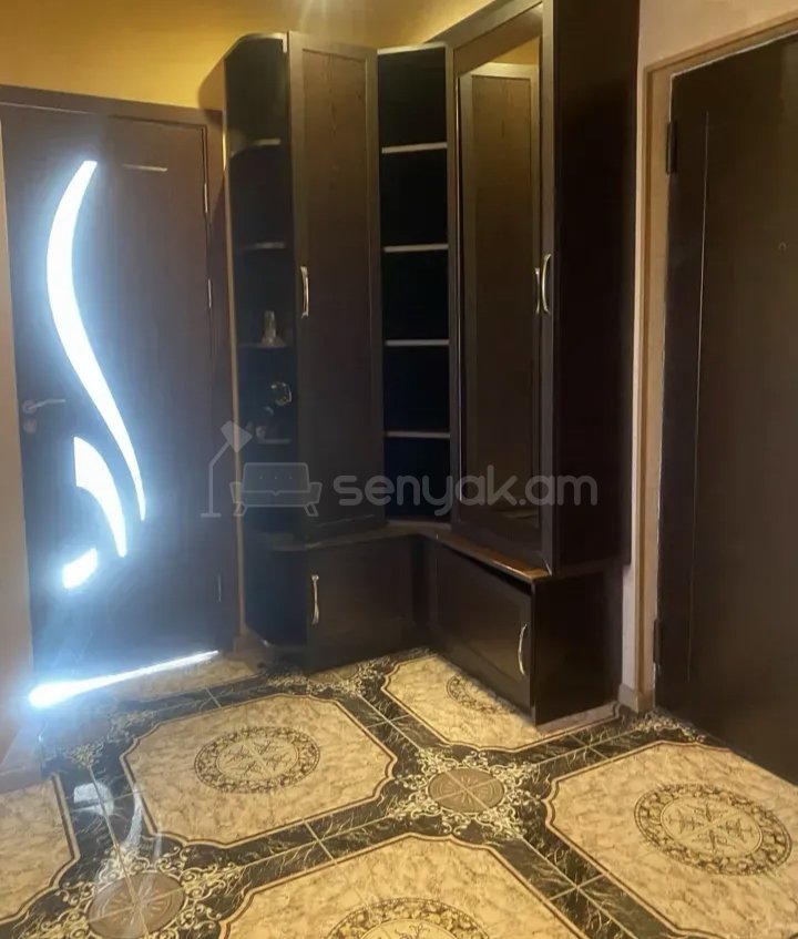 3 Սենյականոց Բնակարան, 77քմ, 5/9 հարկ, Կապիտալ Վերանորոգված, Կահավորված, Արևկող