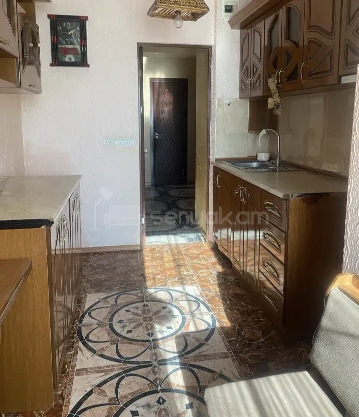 3 Սենյականոց Բնակարան, 77քմ, 5/9 հարկ, Կապիտալ Վերանորոգված, Կահավորված, Արևկող