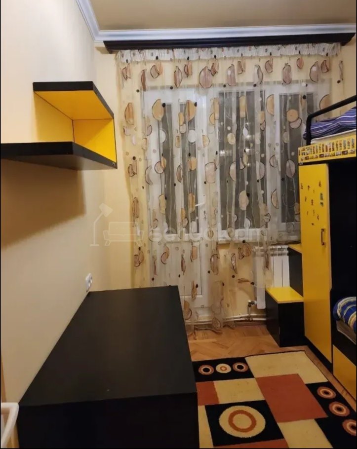 3 Սենյականոց Բնակարան, 80քմ, 5/9 հարկ, Նորմալ Վիճակում, Կահավորված, Արևկող