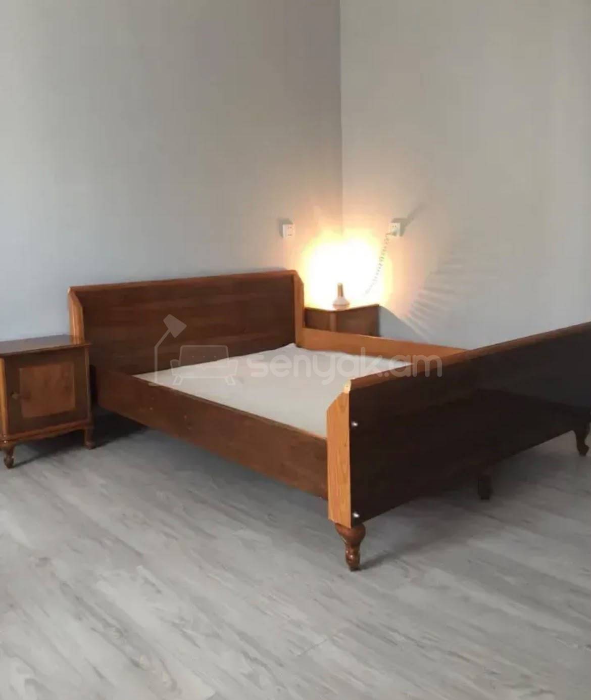 1 Սենյականոց Բնակարան Քարե Շենքում, 30քմ, 3/4 հարկ, Կապիտալ Վերանորոգված