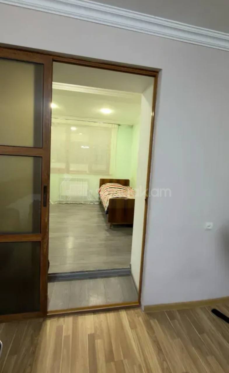 4 Սենյականոց Բնակարան Քարե Շենքում, 129քմ, 5/5 հարկ, Կոսմետիկ Վերանորոգված