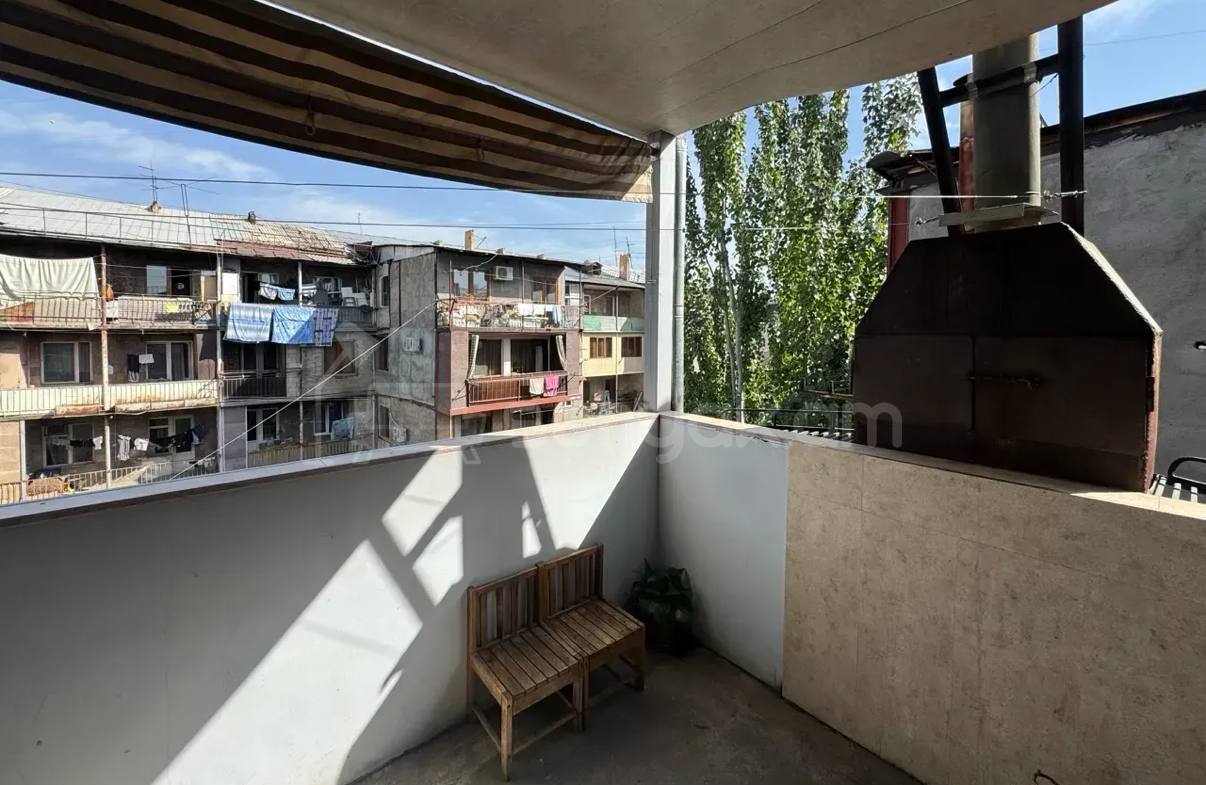 4 Սենյականոց Բնակարան Քարե Շենքում, 129քմ, 5/5 հարկ, Կոսմետիկ Վերանորոգված