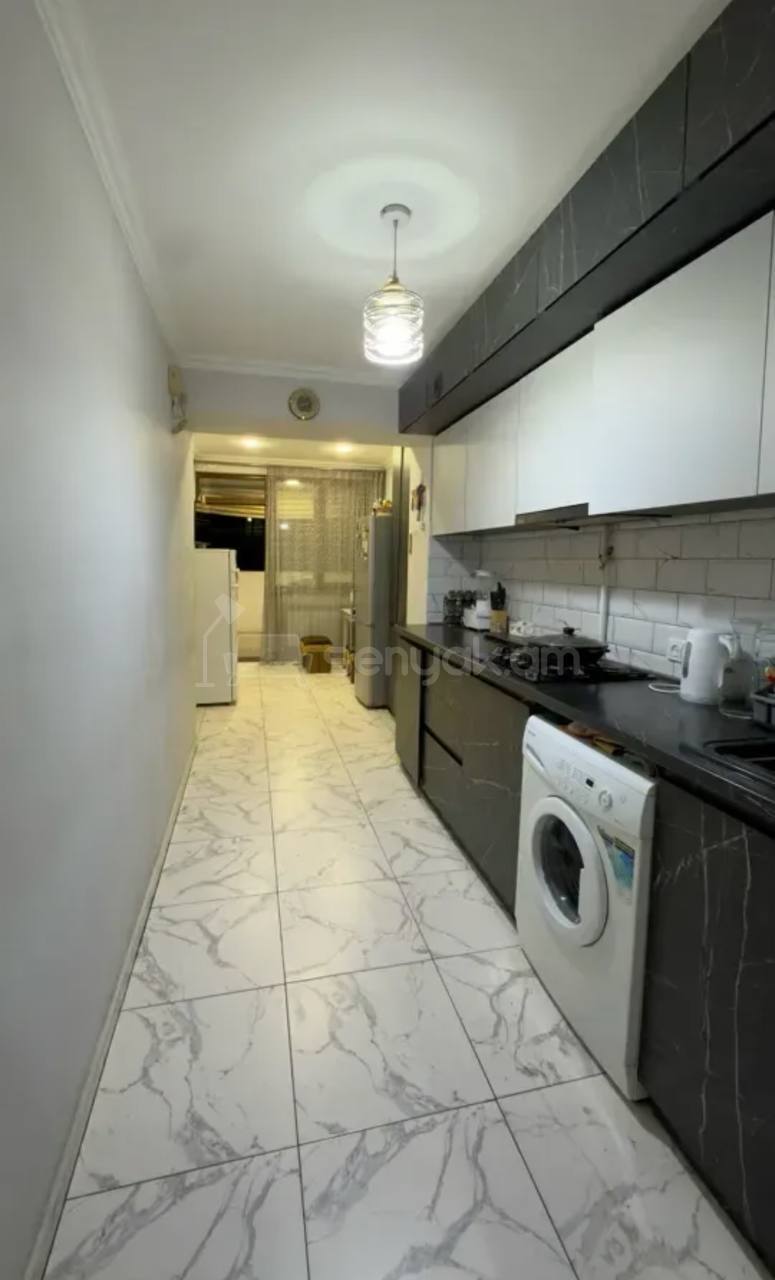 4 Սենյականոց Բնակարան Քարե Շենքում, 129քմ, 5/5 հարկ, Կոսմետիկ Վերանորոգված