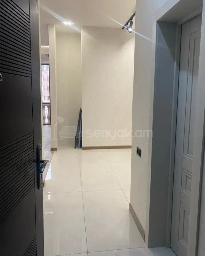 2 Սենյականոց Բնակարան Նորակառույցում, 46քմ, 7/8 հարկ, Դիզայներական Վերանորոգված