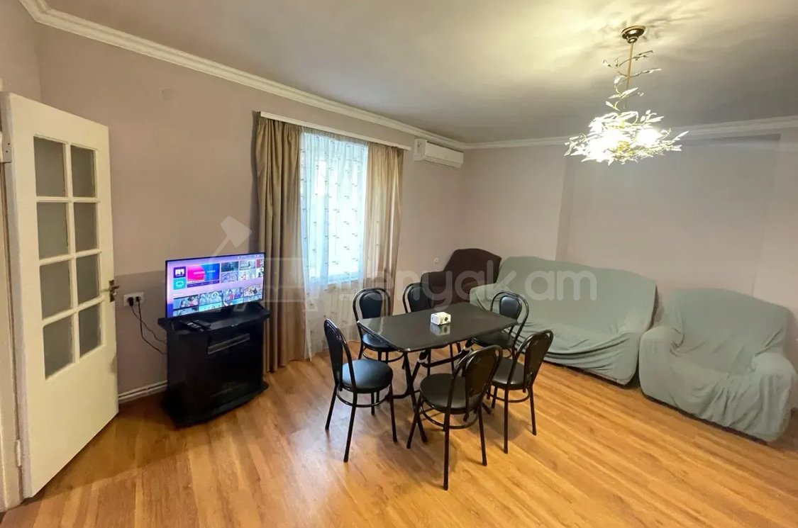 4 Սենյականոց Սեփական Տուն, 200քմ, Կապիտալ Վերանորոգված, Կահավորված