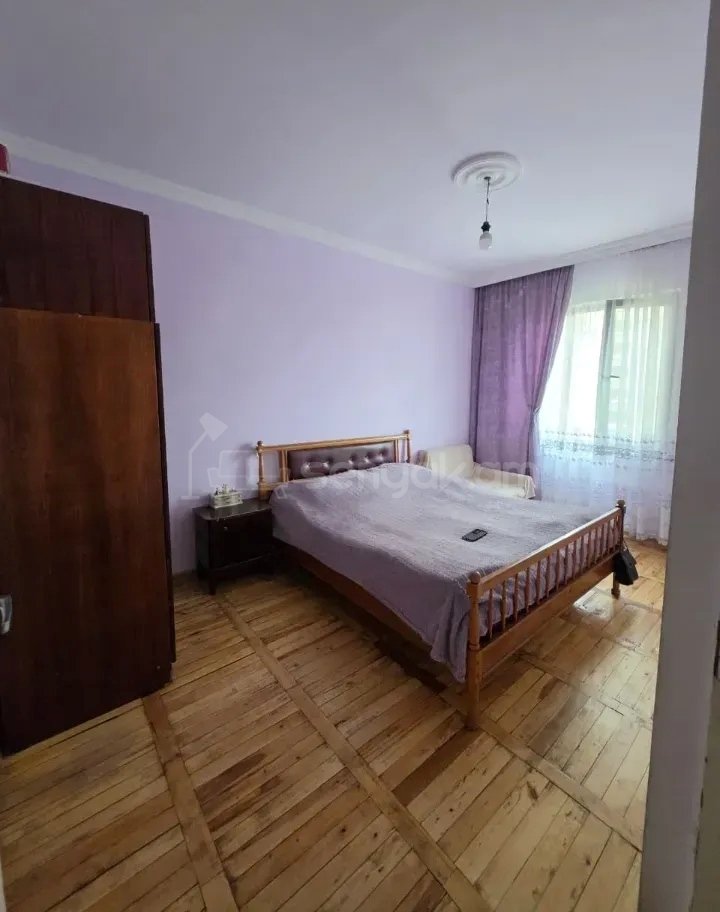 4 Սենյականոց Բնակարան, 90քմ, 4/9 հարկ, Նորմալ Վիճակում