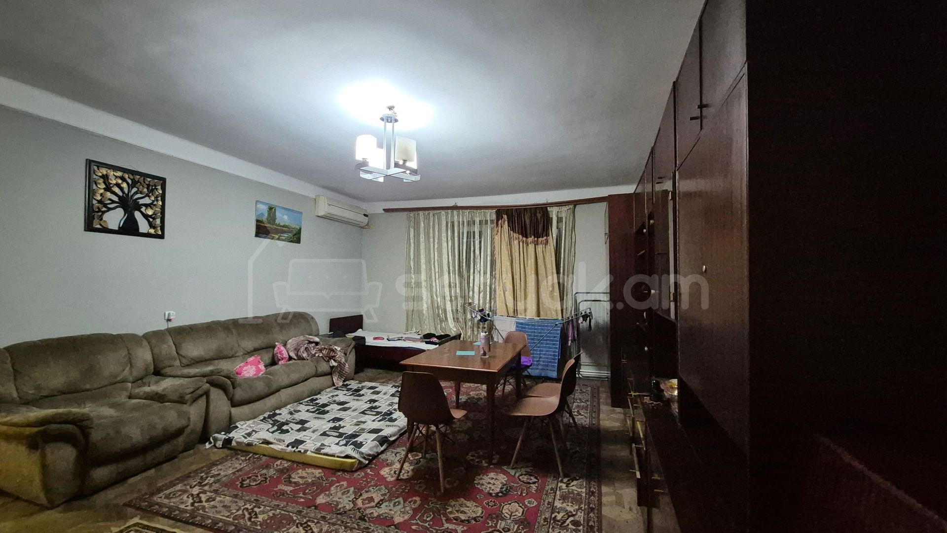 3 Սենյականոց Բնակարան Քարե Շենքում, 105քմ, 1/3 հարկ, Կոսմետիկ Վերանորոգված