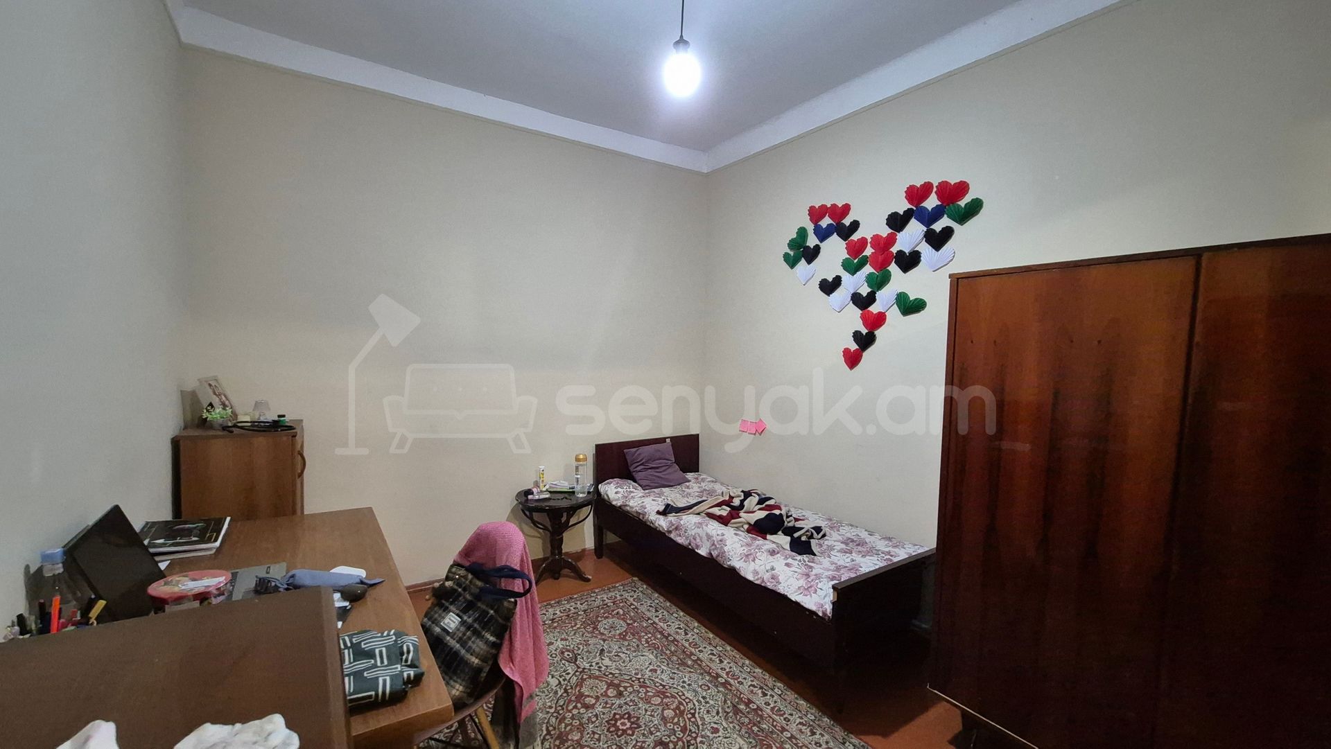 3 Սենյականոց Բնակարան Քարե Շենքում, 105քմ, 1/3 հարկ, Կոսմետիկ Վերանորոգված
