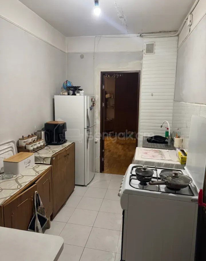 3 Սենյականոց Բնակարան, 80քմ, 7/14 հարկ, Նորմալ Վիճակում