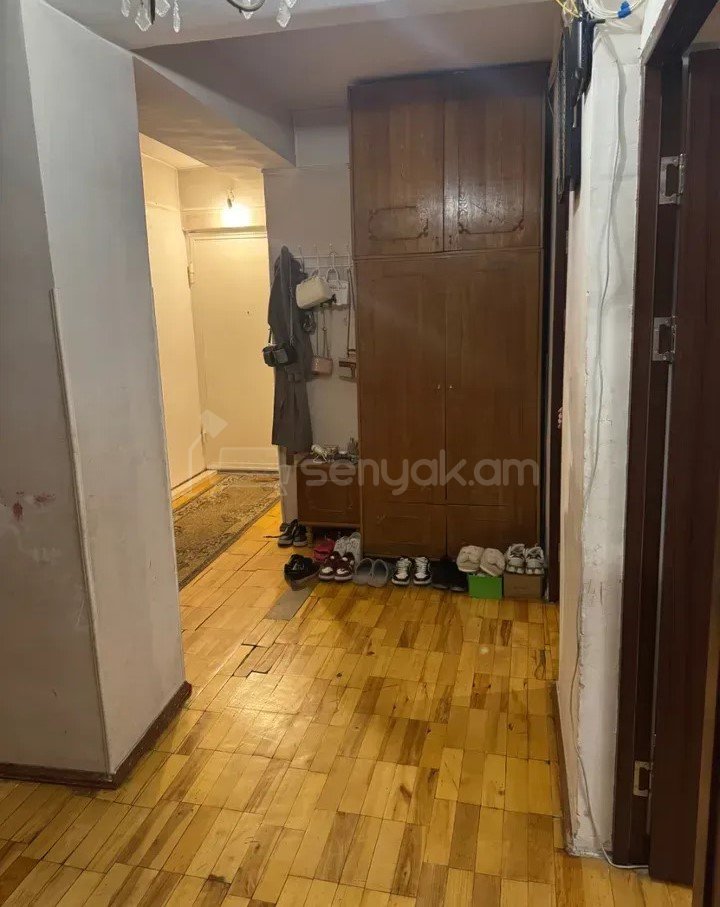 3 Սենյականոց Բնակարան, 80քմ, 7/14 հարկ, Նորմալ Վիճակում