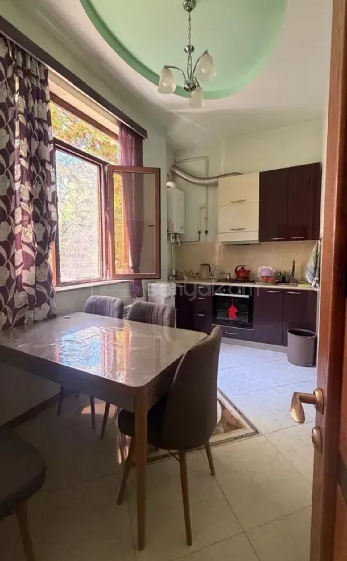 4 Սենյականոց Բնակարան Քարե Շենքում, 114քմ, 2/4 հարկ, Կապիտալ Վերանորոգված, Կահավորված, Արևկող