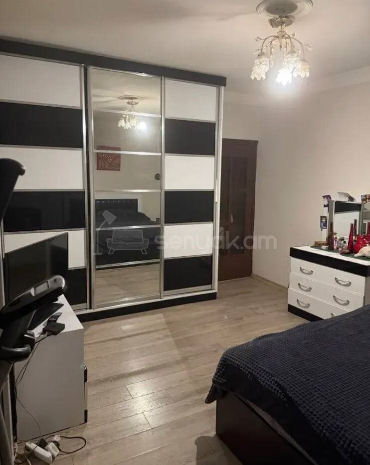 3 Սենյականոց Բնակարան, 92քմ, 8/12 հարկ, Կոսմետիկ Վերանորոգված, Կահավորված