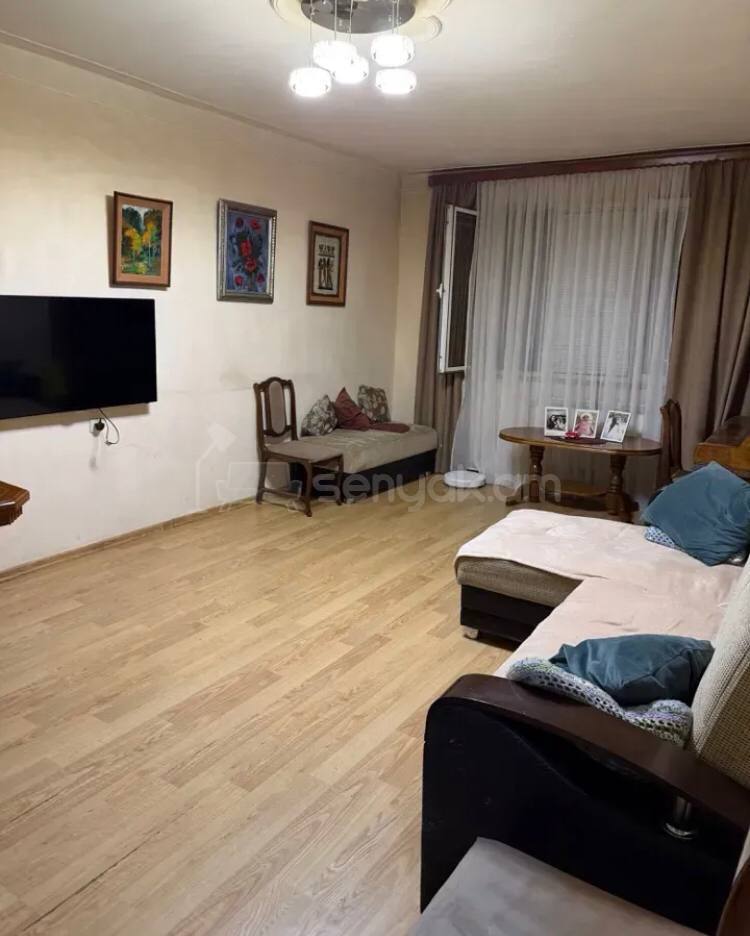3 Սենյականոց Բնակարան, 92քմ, 8/12 հարկ, Կոսմետիկ Վերանորոգված, Կահավորված