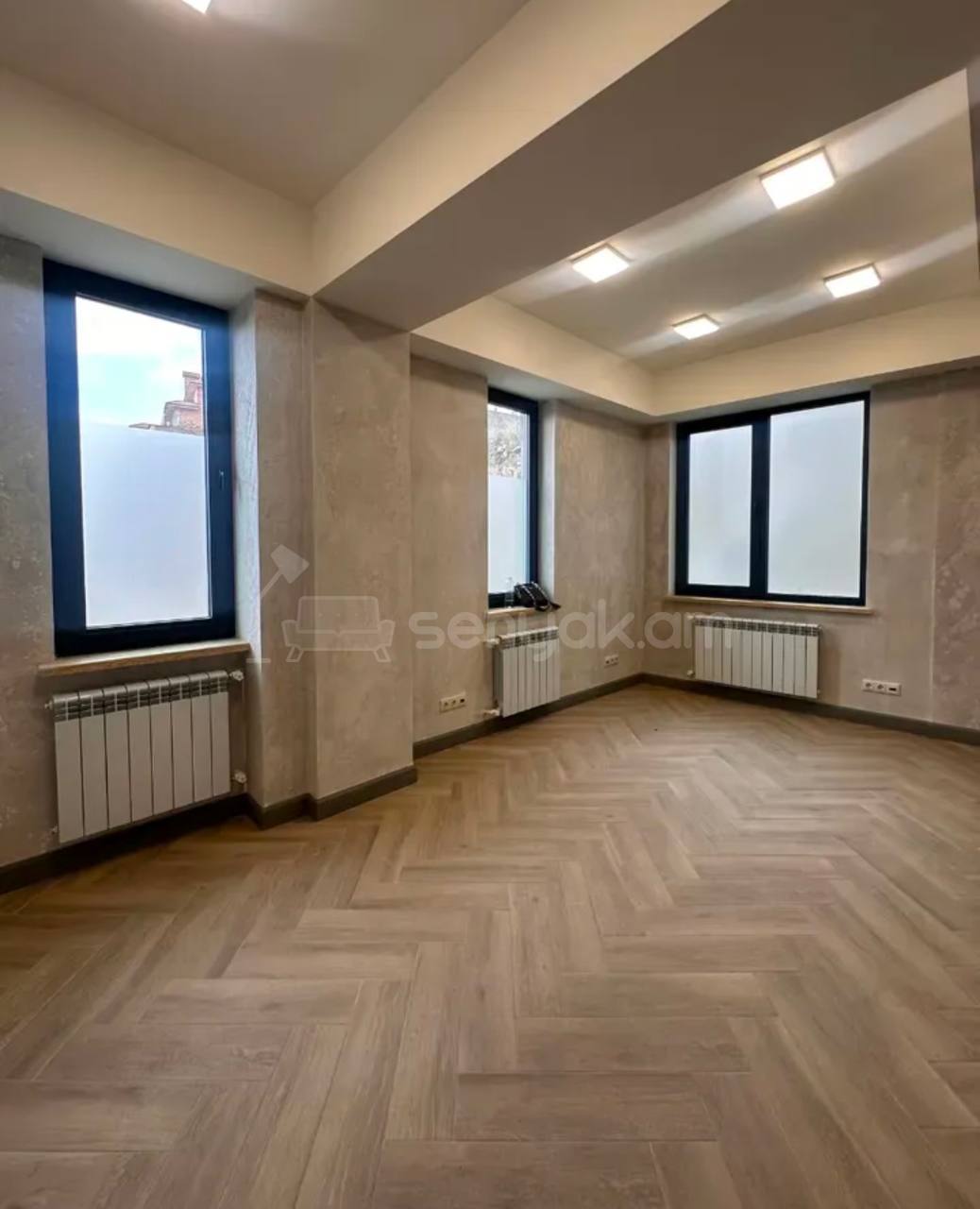 Օֆիսային Տարածք, 55քմ, Կապիտալ Վերանորոգված