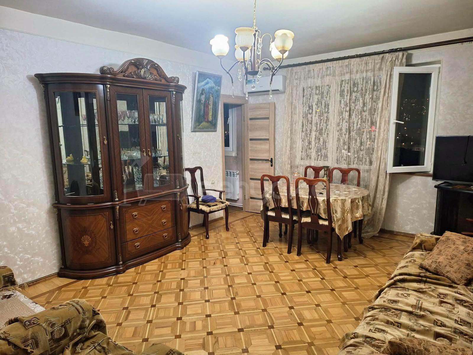 2 Սենյականոց Բնակարան, 65քմ, 10/12 հարկ, Նորմալ Վիճակում, Կահավորված