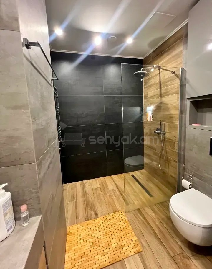 3 Սենյականոց Բնակարան Նորակառույցում, 72քմ, 8/18 հարկ, Կապիտալ Վերանորոգված