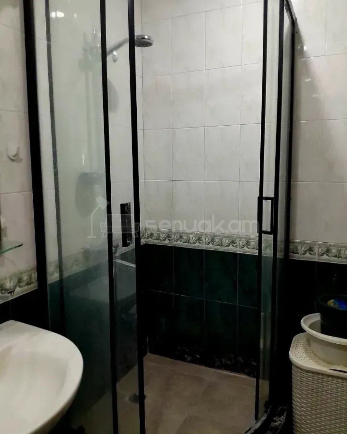2 Սենյականոց Բնակարան Քարե Շենքում, 52քմ, 2/5 հարկ, Կապիտալ Վերանորոգված, Կահավորված