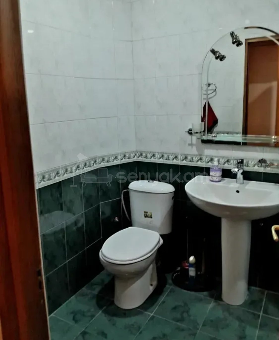 2 Սենյականոց Բնակարան Քարե Շենքում, 52քմ, 2/5 հարկ, Կապիտալ Վերանորոգված, Կահավորված