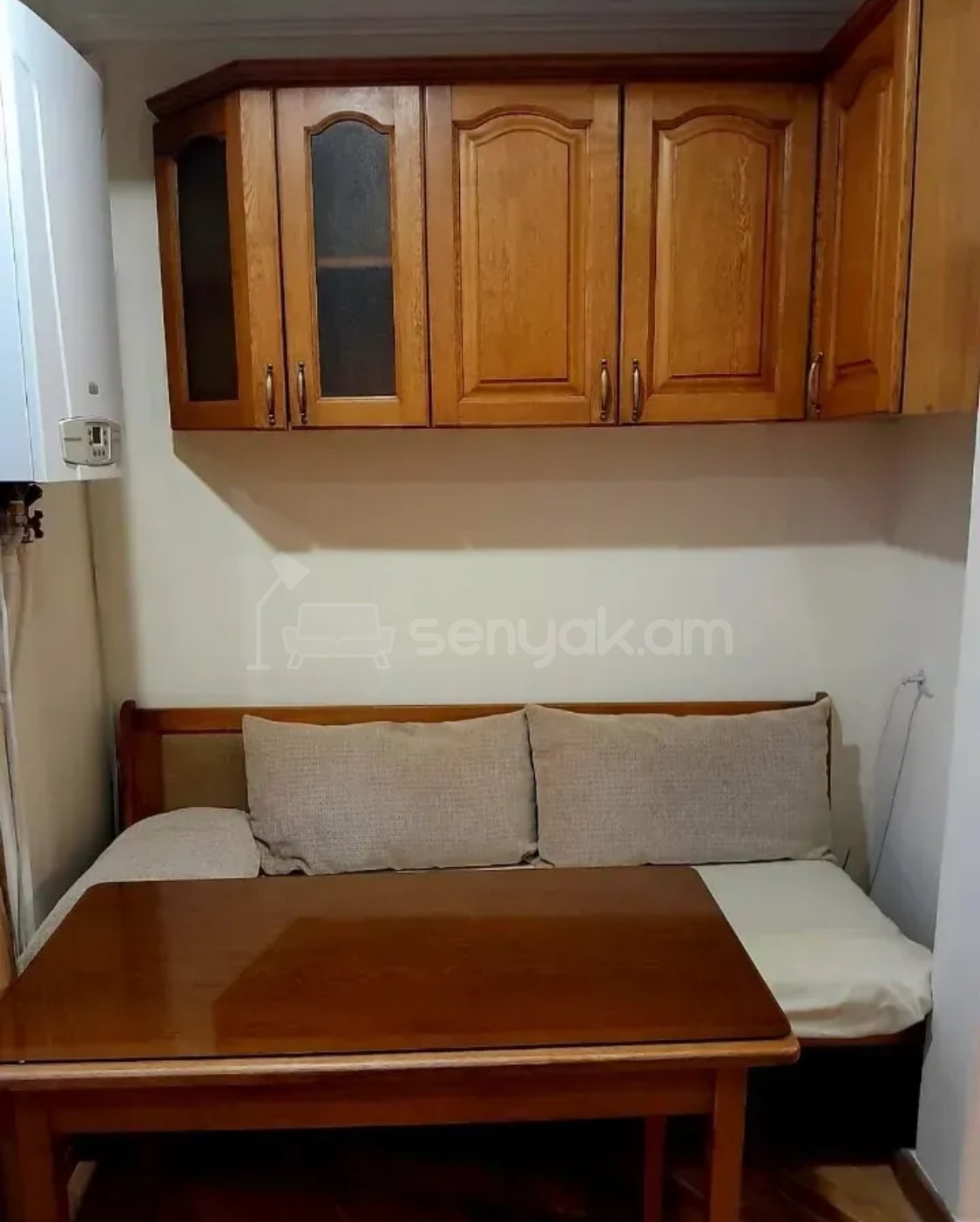 2 Սենյականոց Բնակարան Քարե Շենքում, 52քմ, 2/5 հարկ, Կապիտալ Վերանորոգված, Կահավորված