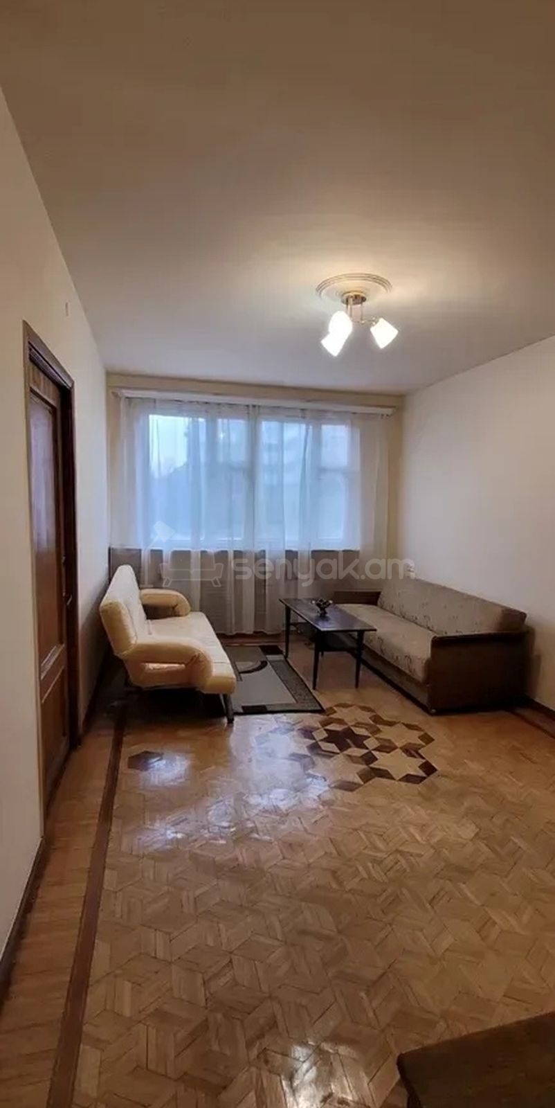 4 Սենյականոց Բնակարան Քարե Շենքում, 109քմ, 3/5 հարկ, Կոսմետիկ Վերանորոգված